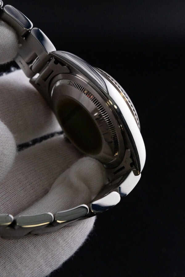 _MG_0710 2002 Rolex Datejust 36 Silver Roman Oyster