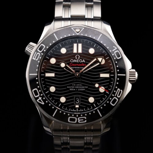 Omega Seamaster Pro 300M black dial on bracelet 2024 full set