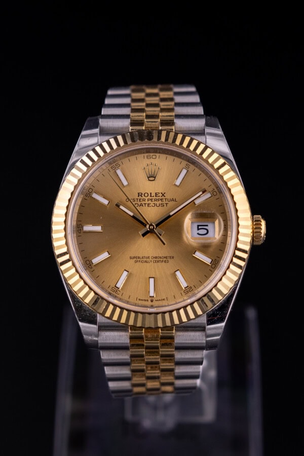Rolex Datejust 41 Champagne Dial Two-Tone Yellow Gold Fluted Bezel Jubilee Bracelet Rolex Datejust 41 champagne dial two-tone stainless steel and yellow gold watch with fluted bezel and Jubilee bracelet luminous markers