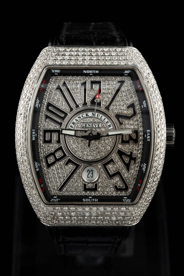 franck-muller-vanguard-iced-diamond Franck Muller Vanguard Iced with diamond-set tonneau case